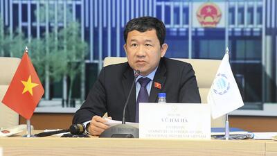 Chủ nhiệm Ủy ban Đối ngoại Vũ Hải Hà phát biểu khai mạc phiên họp