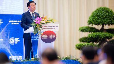 Chủ tịch Quốc hội Vương Đình Huệ phát biểu khai mạc và chỉ đạo Diễn đàn Kinh tế - Xã hội năm 2023
