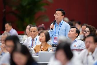 Ông Lê Tiến Trường, Chủ tịch tập đoàn dệt may Việt Nam phát biểu. 