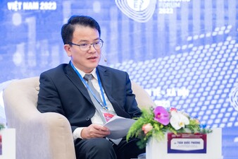 Ông Trần Quốc Phương, Thứ trưởng Bộ Kế hoạch và Đầu tư phát biểu. 