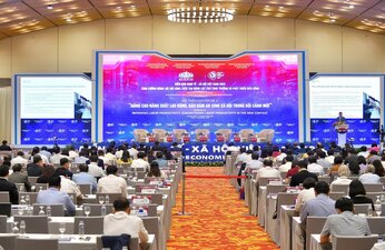 Quang cảnh phiên họp chuyên đề 2