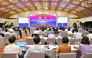 Quang cảnh phiên họp toàn thể