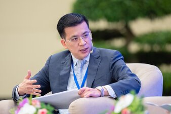 Ông Lê Quang Minh, Tổng Giám đốc Truyền hình Quốc hội Việt Nam điều phối Phiên tọa đàm cấp cao