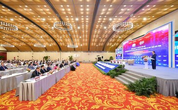 Quang cảnh phiên họp toàn thể